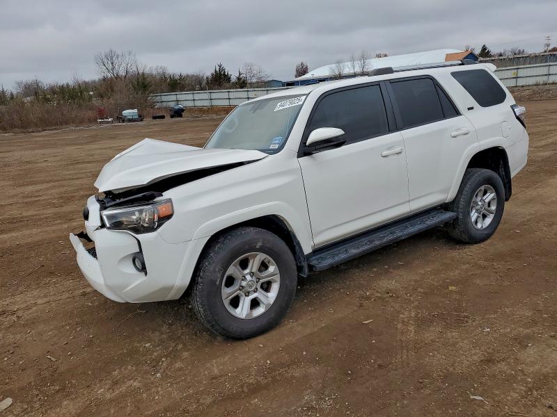 TOYOTA 4RUNNER SR 2019 with VIN JTEBU5JR6K5660617 - Photo from auction