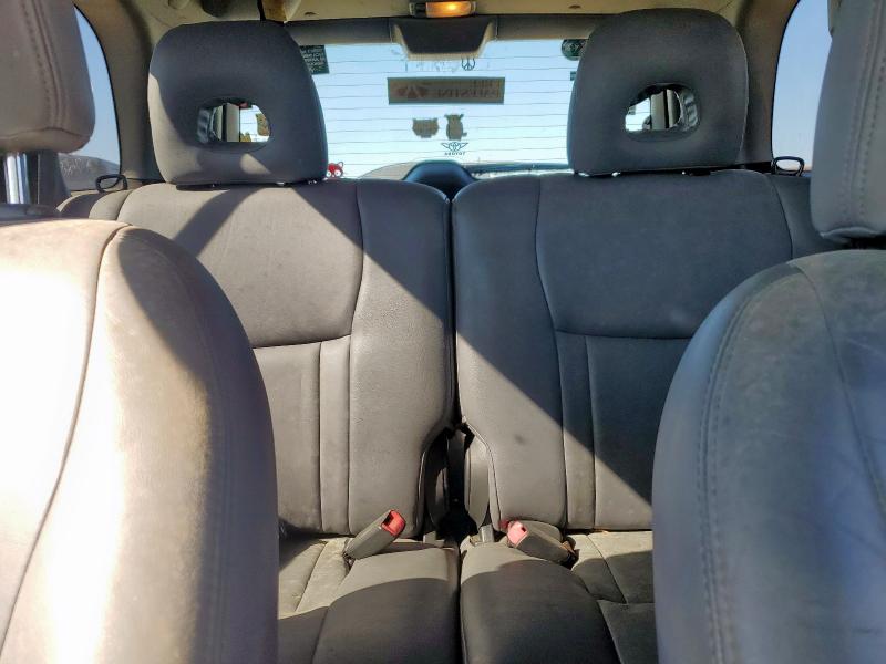 Photo 10 from auction – 2004 TOYOTA RAV4 with VIN JTEGD20V040007302