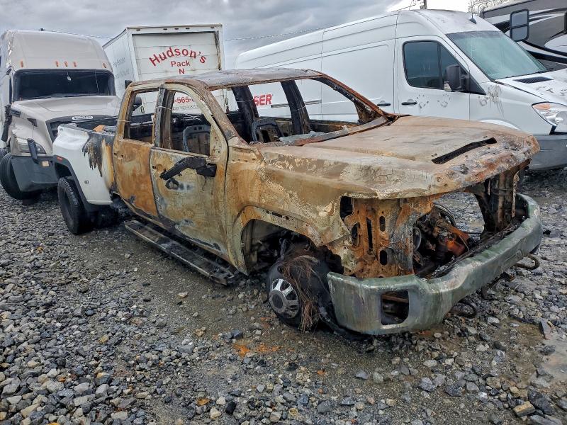 Photo 4 from auction – 2023 GMC SIERRA K35 with VIN 1GT49TEY5PF135117