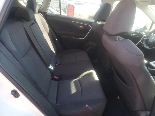 Photo 11 from auction – 2019 TOYOTA RAV4 XLE with VIN JTMW1RFV2KD041725