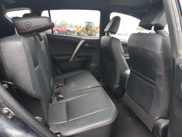 Photo 10 from auction – 2017 TOYOTA RAV4 SE with VIN JTMJFREV6HJ119379