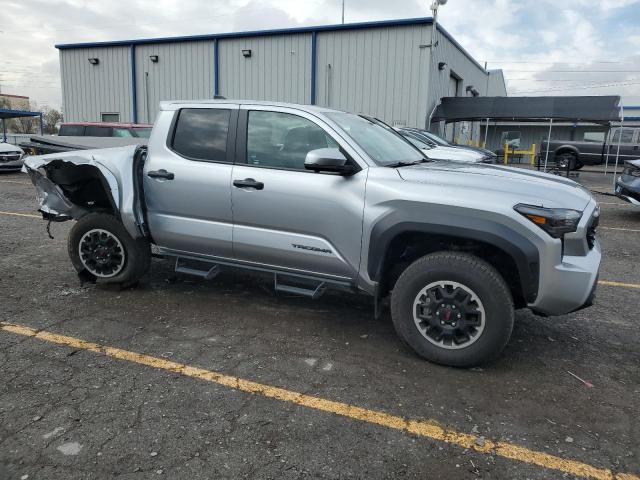 Zdjęcie 4 z aukcji – 2024 TOYOTA TACOMA DOU z VIN 3TMLB5JN2RM061102