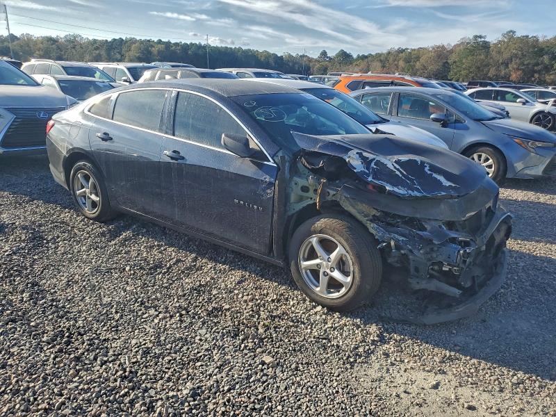 Photo 4 from auction – 2017 CHEVROLET MALIBU with VIN 1G1ZB5ST0HF153971
