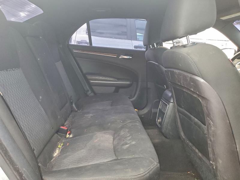 Photo 10 from auction – 2012 CHRYSLER 300 with VIN 2C3CCAAG8CH192004
