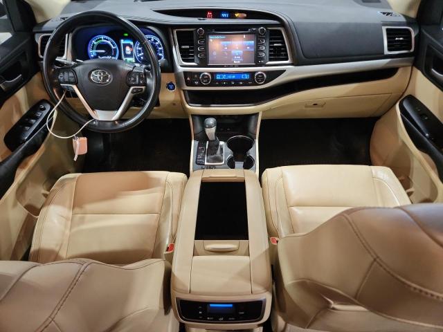 Фото 8 с аукциона – 2017 TOYOTA HIGHLANDER с VIN 5TDJGRFH1HS035818