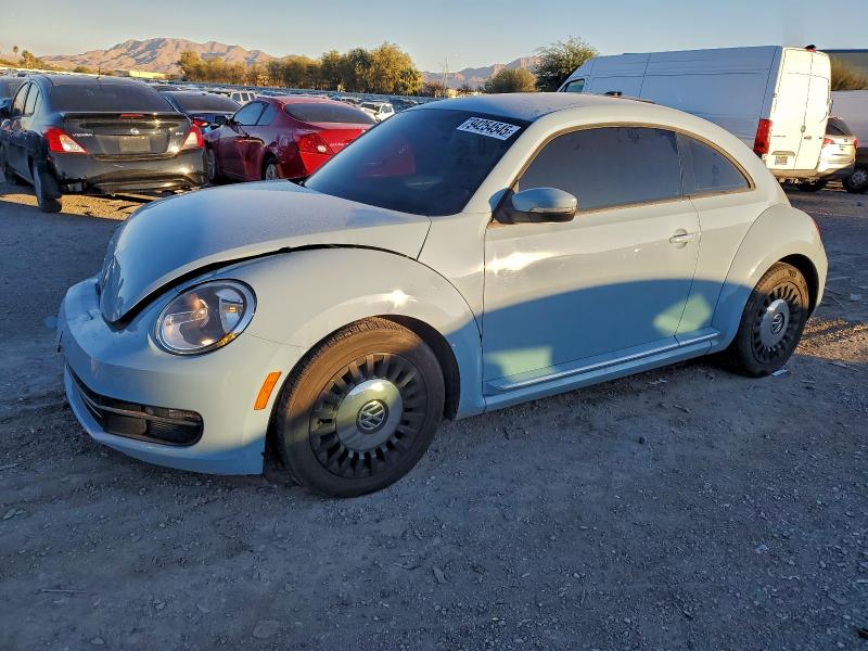 Photo 1 from auction – 2014 VOLKSWAGEN BEETLE with VIN 3VWJP7AT8EM619240