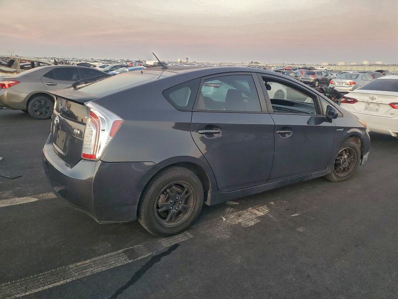 Photo 3 from auction – 2012 TOYOTA PRIUS with VIN JTDKN3DU0C1483657