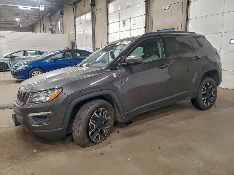 JEEP COMPASS TR 2019 with VIN 3C4NJDDBXKT849063 - Photo from auction