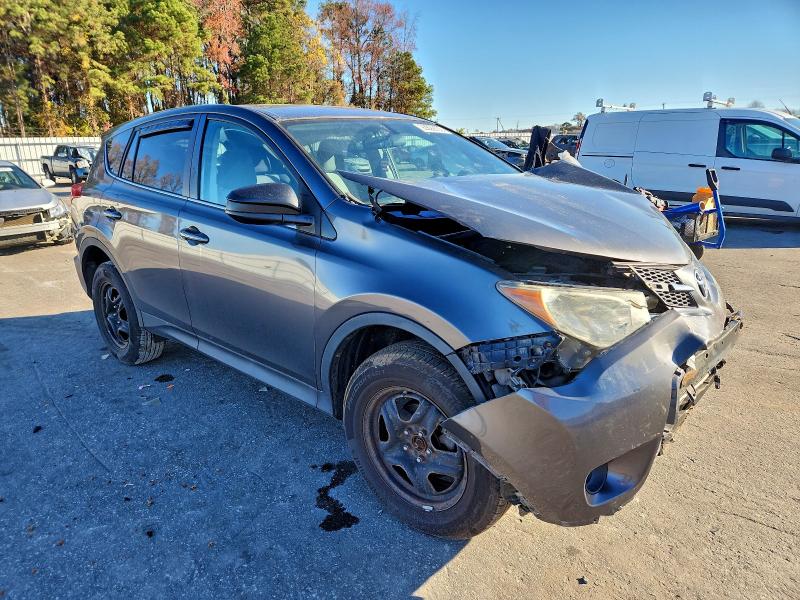 Photo 4 from auction – 2014 TOYOTA RAV4 LE with VIN 2T3BFREV6EW205079