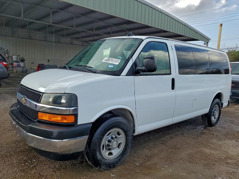 CHEVROLET EXPRESS G2 2017 with VIN 1GAWGFFF0H1110985 - Photo from auction