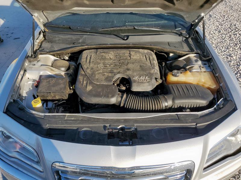 Photo 11 from auction – 2012 CHRYSLER 300 LIMITE with VIN 2C3CCACG2CH246071