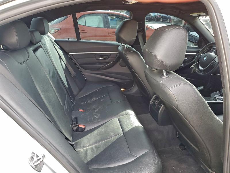 Photo 10 from auction – 2017 BMW 330 XI with VIN WBA8D9C58HK678219