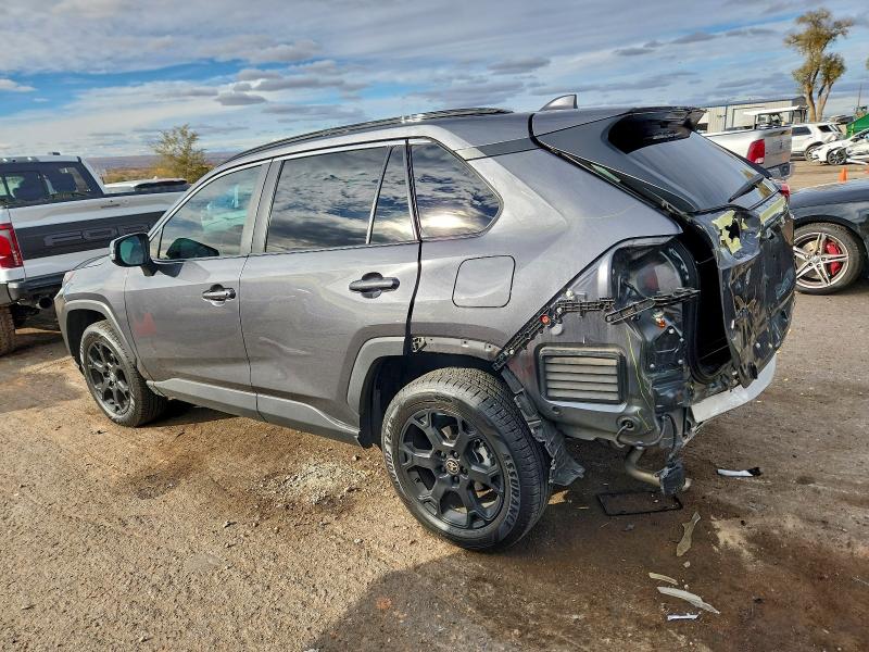 Photo 2 from auction – 2022 TOYOTA RAV4 with VIN 2T3P1RFV4NC256987
