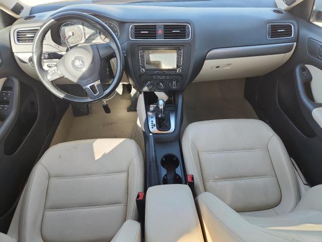 Photo 8 from auction – 2013 VOLKSWAGEN JETTA with VIN 3VWLL7AJ5DM373474