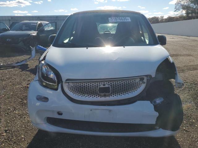 Photo 5 from auction – 2017 SMART FORTWO with VIN WMEFJ5DAXHK170388