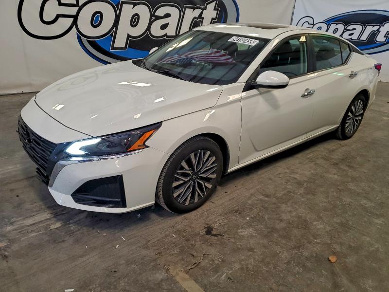 NISSAN ALTIMA SV 2025 with VIN 1N4BL4DV9SN356293 - Photo from auction