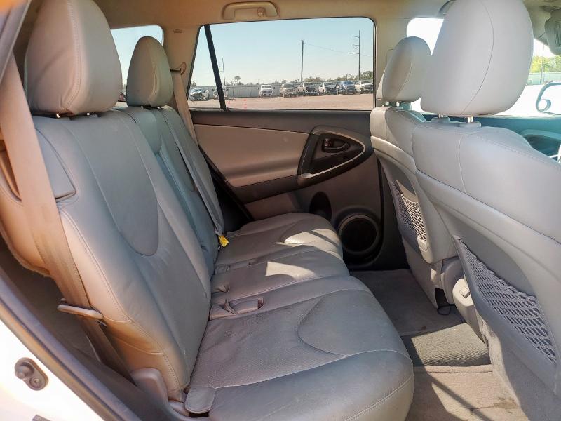 Photo 11 from auction – 2011 TOYOTA RAV4 LIMIT with VIN 2T3YF4DV7BW105079