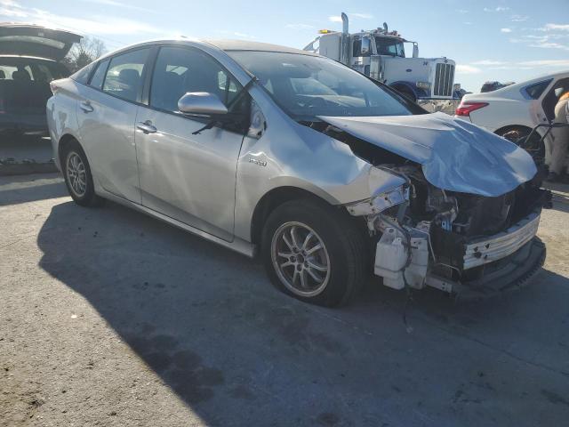 Photo 4 from auction – 2017 TOYOTA PRIUS with VIN JTDKARFU7H3543571