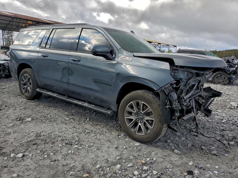 Photo 4 from auction – 2021 CHEVROLET SUBURBAN K with VIN 1GNSKDKD0MR327758