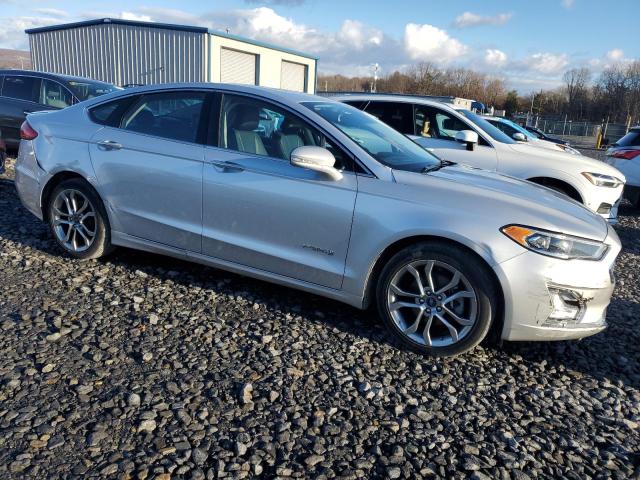 Photo 4 from auction – 2019 FORD FUSION TIT with VIN 3FA6P0RU9KR256240