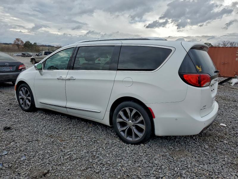 Photo 2 from auction – 2017 CHRYSLER PACIFICA L with VIN 2C4RC1GG8HR602993