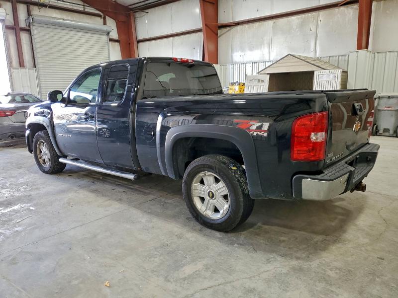 Photo 2 from auction – 2011 CHEVROLET SILVERADO with VIN 1GCRKTE33BZ218728