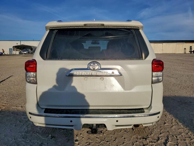 صورة رقم 6 من المزاد - 2011 TOYOTA 4RUNNER SR مع VIN JTEBU5JR4B5037996