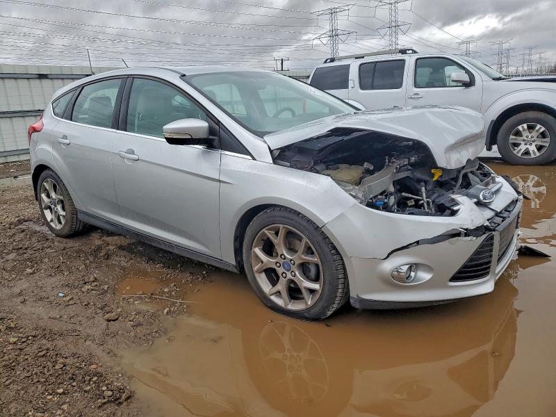Photo 4 from auction – 2012 FORD FOCUS SEL with VIN 1FAHP3M20CL288476