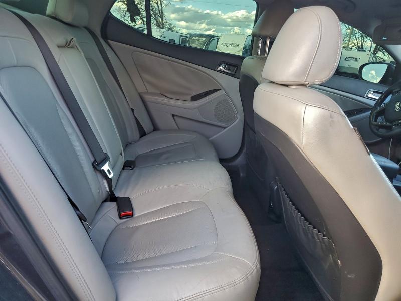 Photo 10 from auction – 2011 KIA OPTIMA EX with VIN KNAGN4A75B5077727