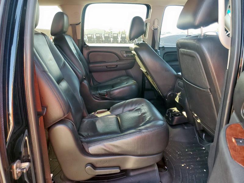 Photo 11 from auction – 2011 CHEVROLET SUBURBAN C with VIN 1GNSCKE01BR284295