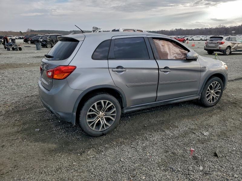 Zdjęcie 3 z aukcji – 2016 MITSUBISHI OUTLANDER z VIN JA4AR3AW4GZ034859