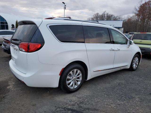 Photo 3 from auction – 2018 CHRYSLER PACIFICA T with VIN 2C4RC1BG3JR280597