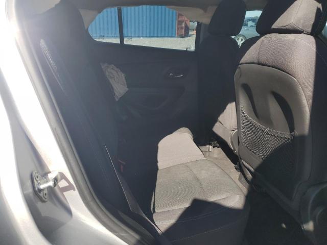 Photo 10 from auction – 2016 CHEVROLET TRAX LS with VIN 3GNCJKSB9GL127404