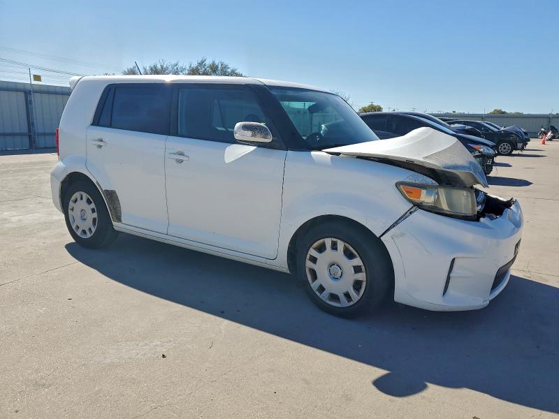 Photo 4 from auction – 2011 TOYOTA SCION XB with VIN JTLZE4FE5B1126309