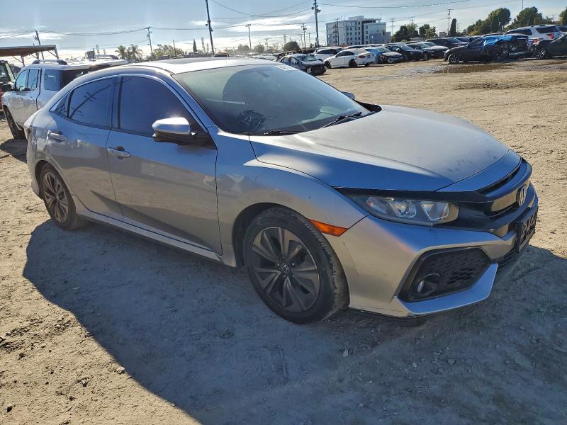 Photo 4 from auction – 2018 HONDA CIVIC EX with VIN SHHFK7H52JU407543