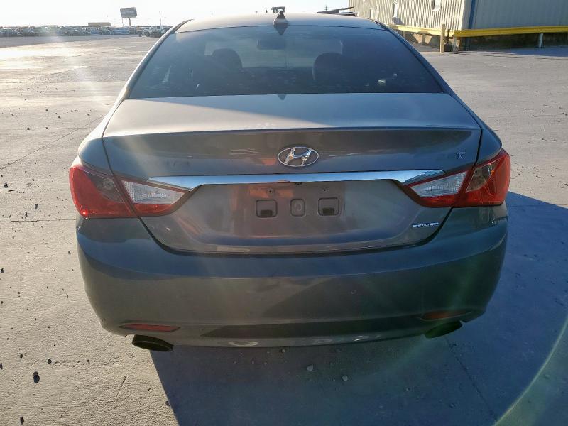 Photo 6 from auction – 2011 HYUNDAI SONATA SE with VIN 5NPEC4AB7BH298752