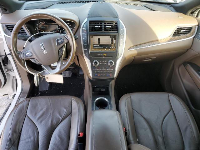 Photo 8 from auction – 2017 LINCOLN MKC RESERV with VIN 5LMCJ3C97HUL49644