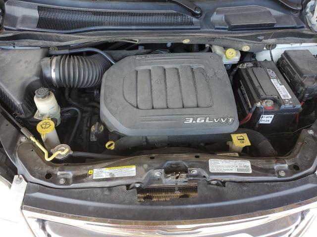 Photo 12 from auction – 2013 CHRYSLER TOWN & COU with VIN 2C4RC1CG7DR534296