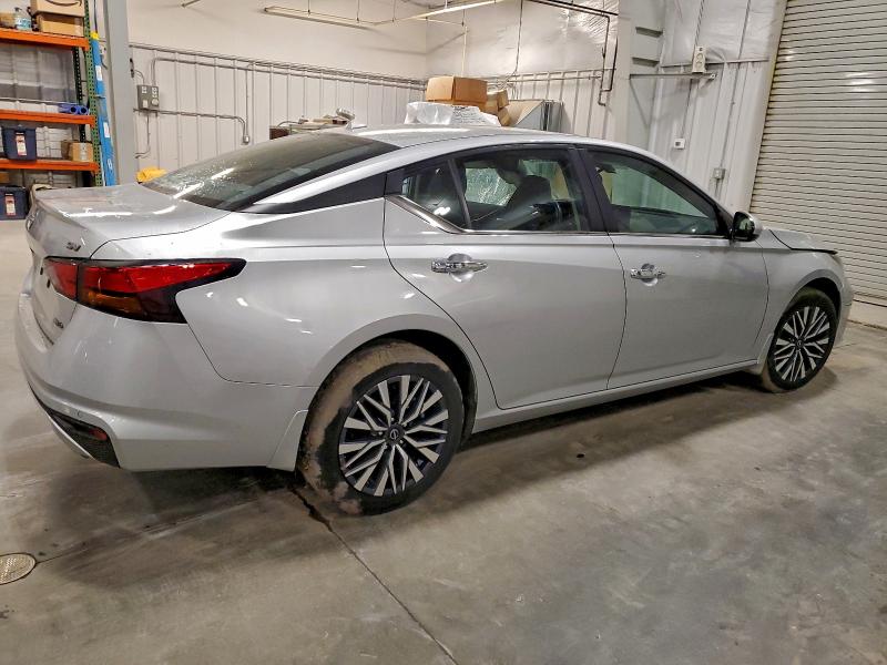 Photo 3 from auction – 2024 NISSAN ALTIMA SV with VIN 1N4BL4DW2RN300201
