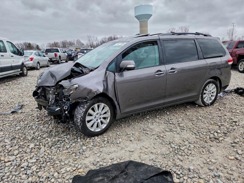 TOYOTA SIENNA XLE 2014 with VIN 5TDDK3DC5ES073287 - Photo from auction