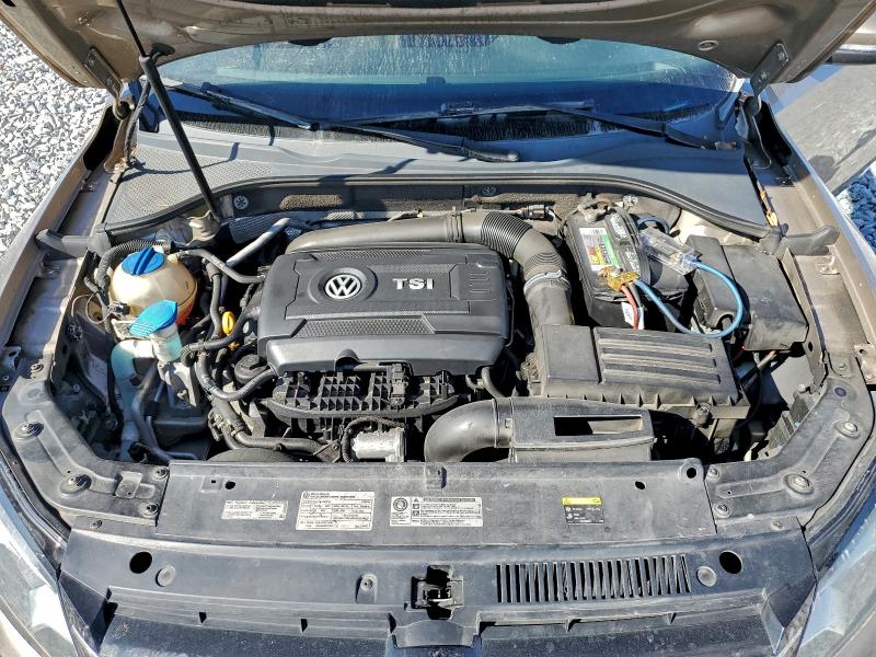Photo 11 from auction – 2015 VOLKSWAGEN PASSAT SE with VIN 1VWBS7A37FC015992