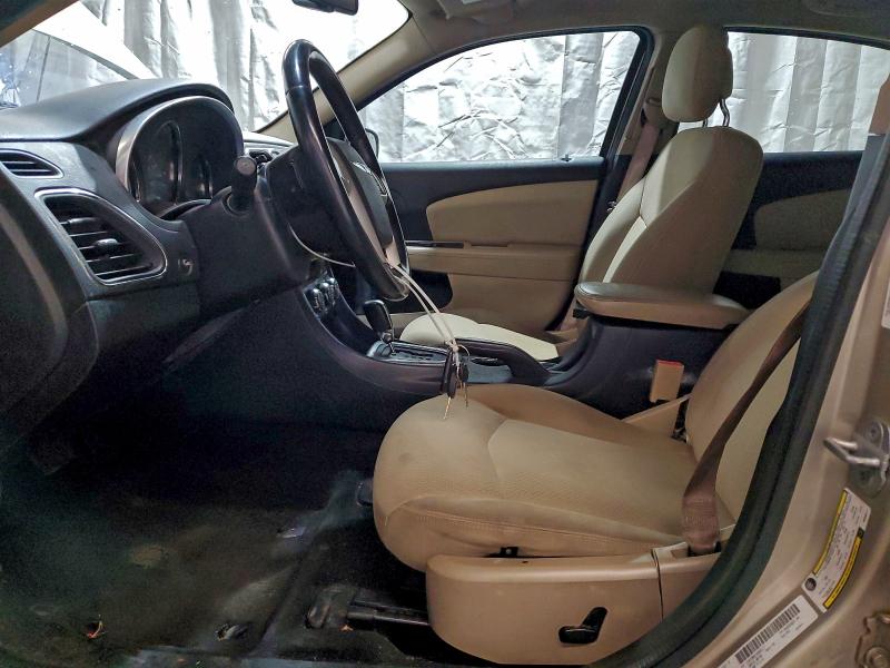 Photo 7 from auction – 2013 CHRYSLER 200 with VIN 1C3CCBBB1DN585117