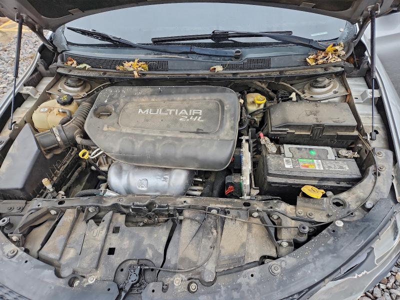 Photo 11 from auction – 2015 CHRYSLER 200 S with VIN 1C3CCCBB1FN552837
