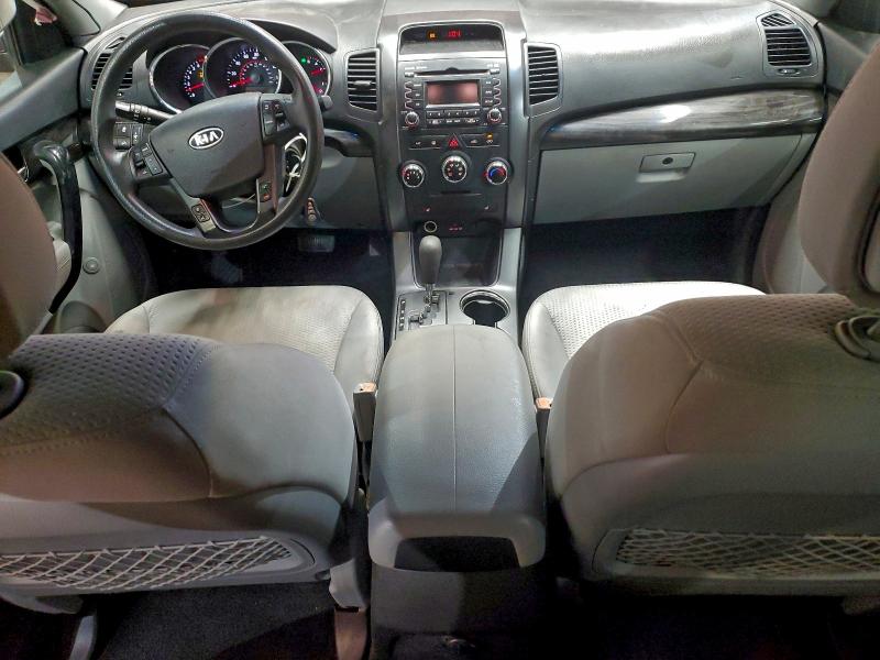 Photo 8 from auction – 2011 KIA SORENTO BA with VIN 5XYKTDA12BG017880