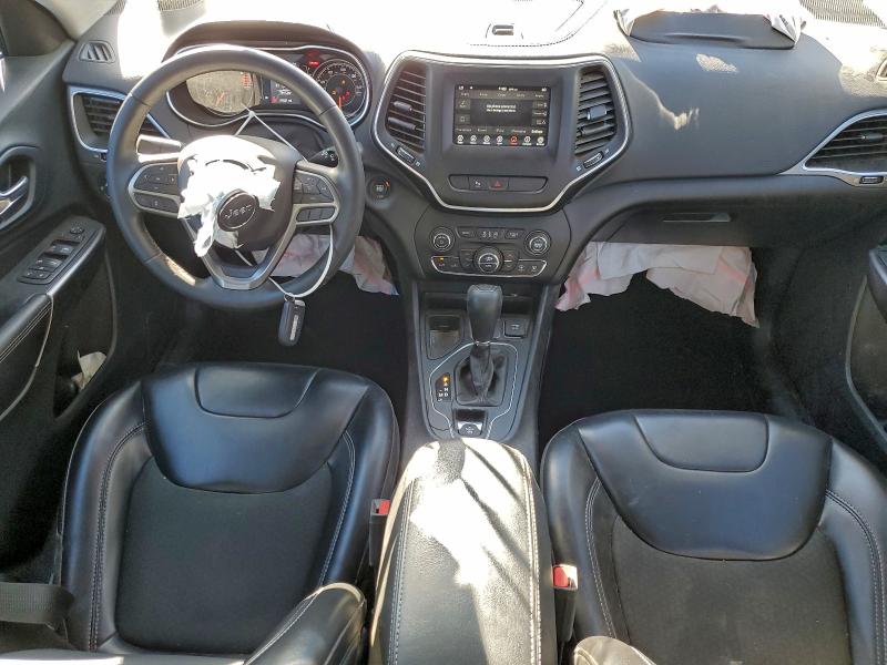 Photo 8 from auction – 2019 JEEP CHEROKEE L with VIN 1C4PJLLB2KD434782