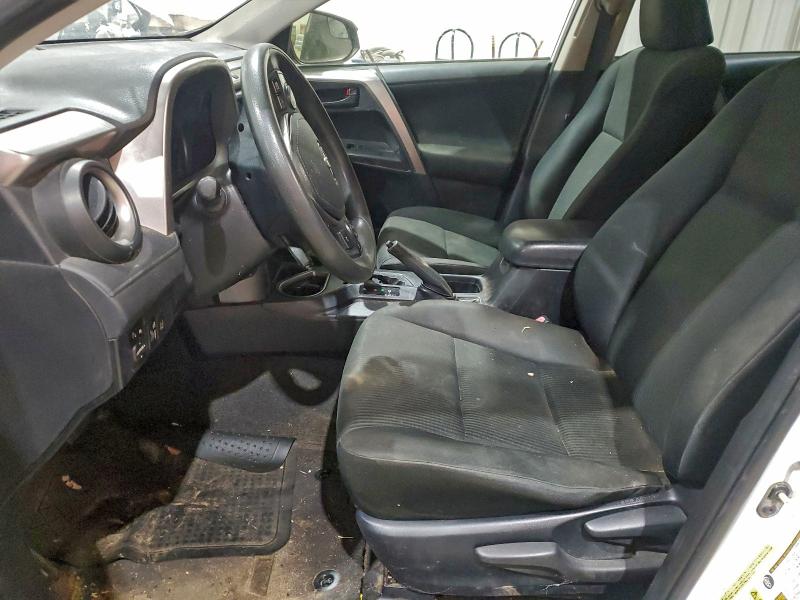 Photo 7 from auction – 2017 TOYOTA RAV4 LE with VIN JTMZFREV2HJ703300