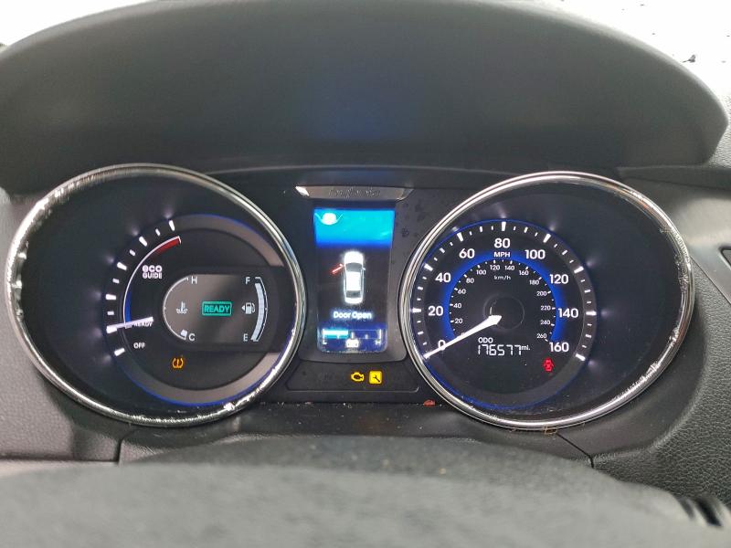 Photo 9 from auction – 2013 HYUNDAI SONATA HYB with VIN KMHEC4A49DA096969