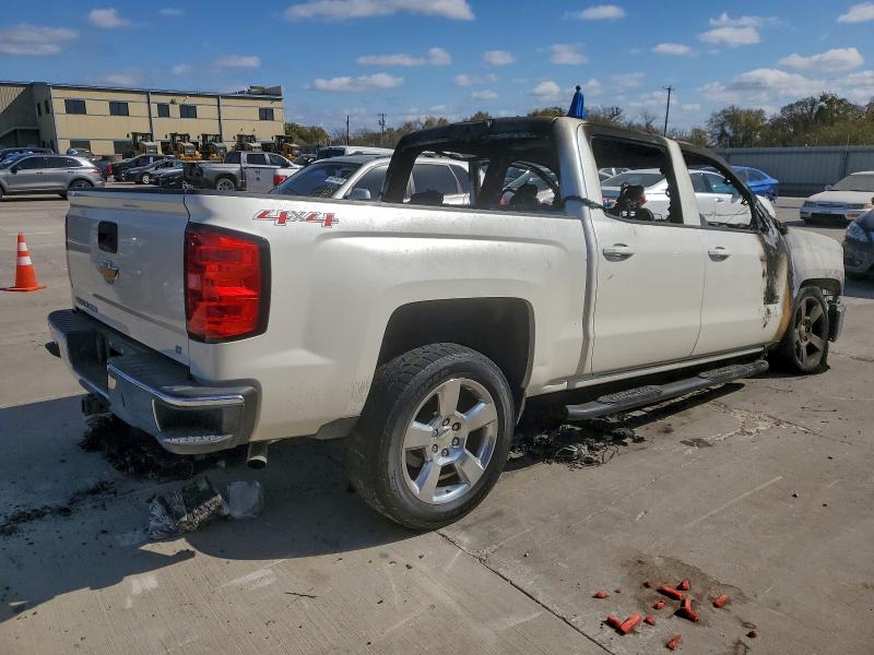 Photo 3 from auction – 2014 CHEVROLET SILVERADO with VIN 3GCUKREC5EG554396
