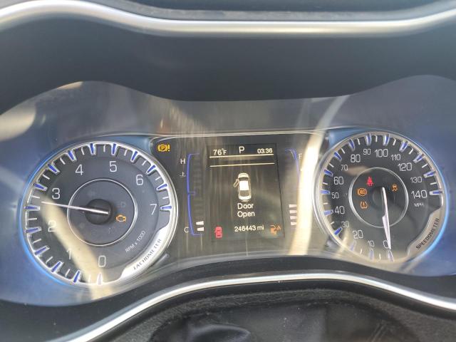 Photo 9 from auction – 2015 CHRYSLER 200 LIMITE with VIN 1C3CCCAB9FN574246