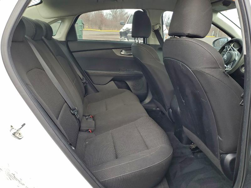 Photo 10 from auction – 2019 KIA FORTE FE with VIN 3KPF24AD4KE114722